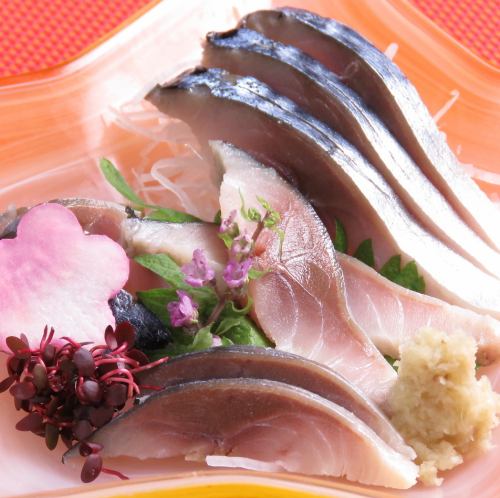 Marinated mackerel/white fish sashimi/squid/raw octopus